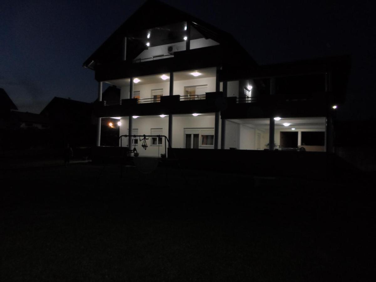 Apartment Gorska Vila Ogulin Kültér fotó